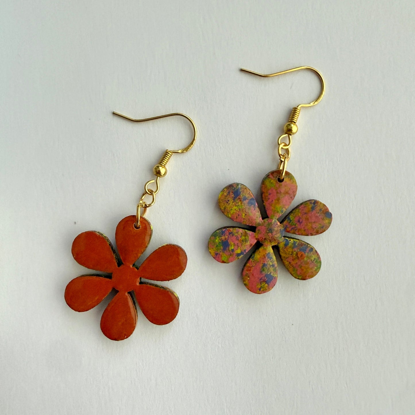 Handpainted Floral Wooden Drop Earrings – Pink & Multicolour Abstract Daisy Design – Gold Plated Sterling Silver Hooks