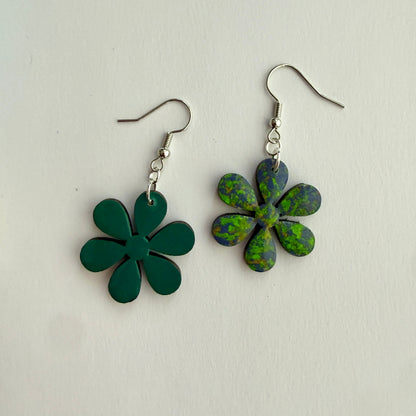 Handpainted Floral Wooden Drop Earrings – Green & Blue Abstract Daisy Design – Sterling Silver Hooks