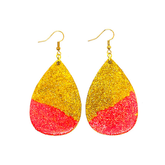 Serene Boutique Gold & Coral Pink Glitter Teardrop Earrings – Hand-Painted Wood with Resin Gloss & 925 Sterling Silver Hooks